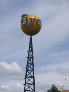 QFC Globe